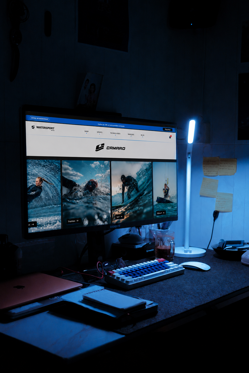 Mockup principal — site Watersport Motion sur écran de bureau